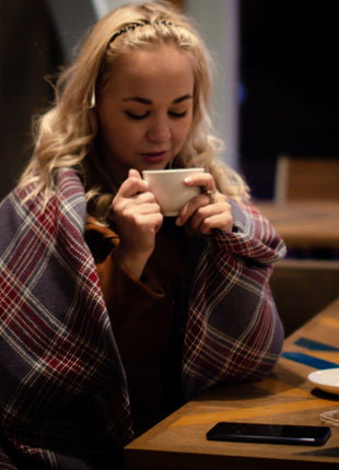 Roll Up Blanket Wrap 'n' Go Blanket - Various Colours - siopashop.ie